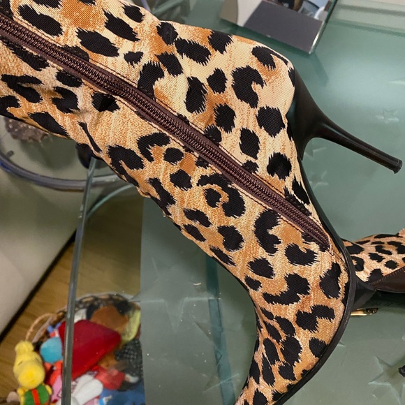 Casadei leopard boots - Picture 3 of 10